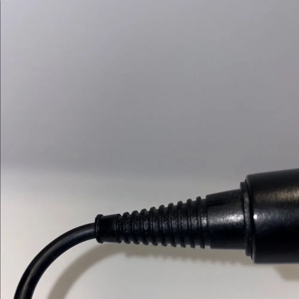 Black Portable Audio Microphone - Picture 6 of 8